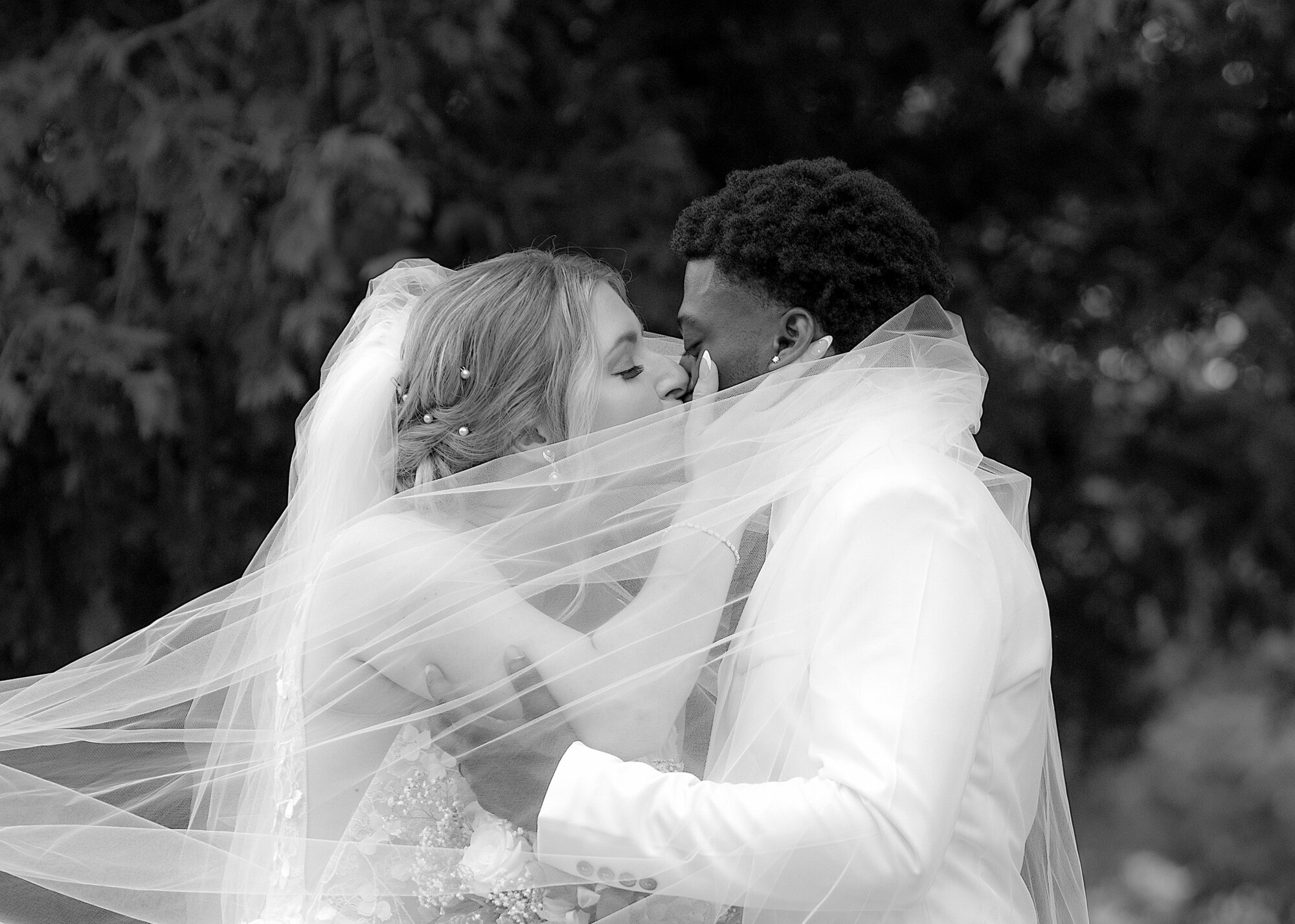 Couple Portrait — wedding photography in Hamilton, Ontario by NN Popa Photography