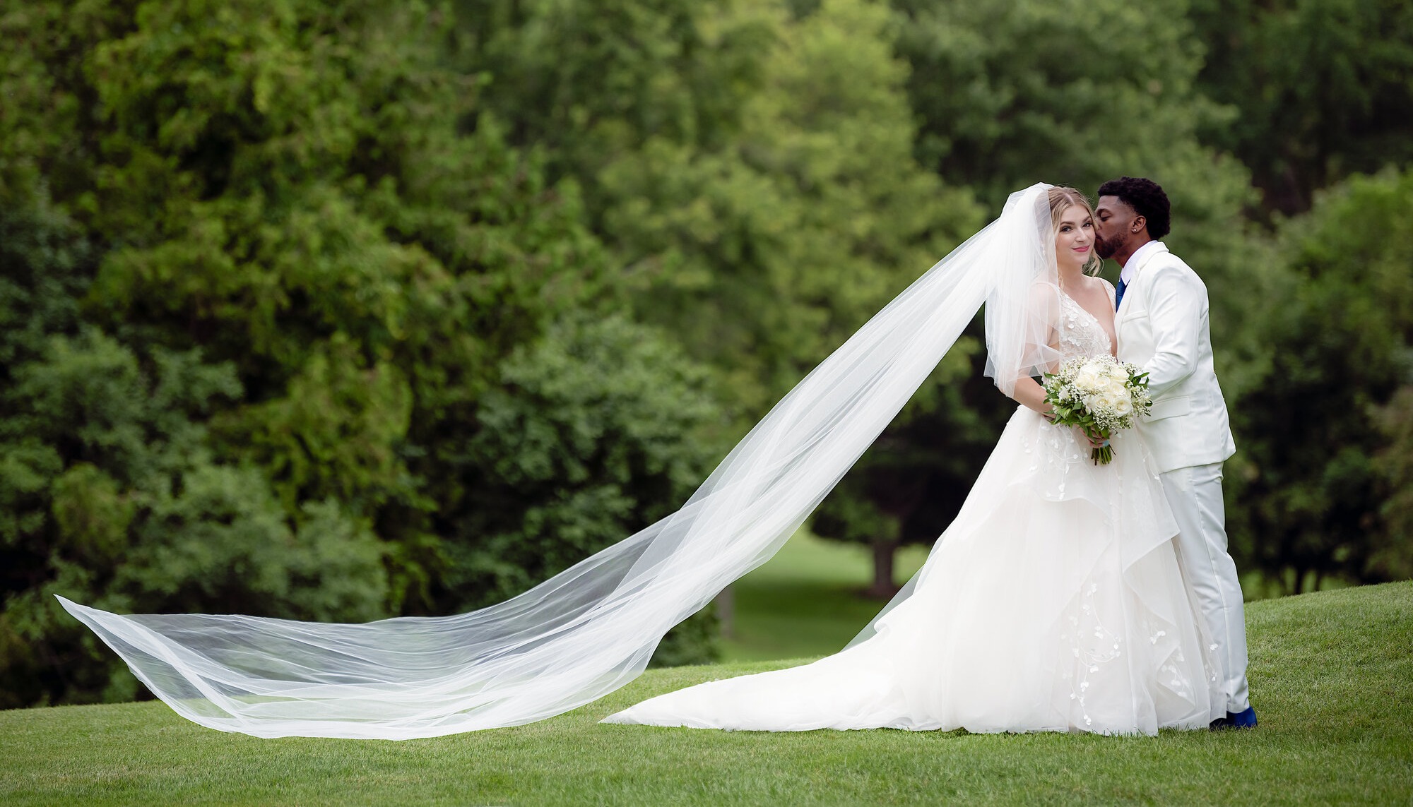Fine art wedding photography in Hamilton, Ontario by NN Popa Photography